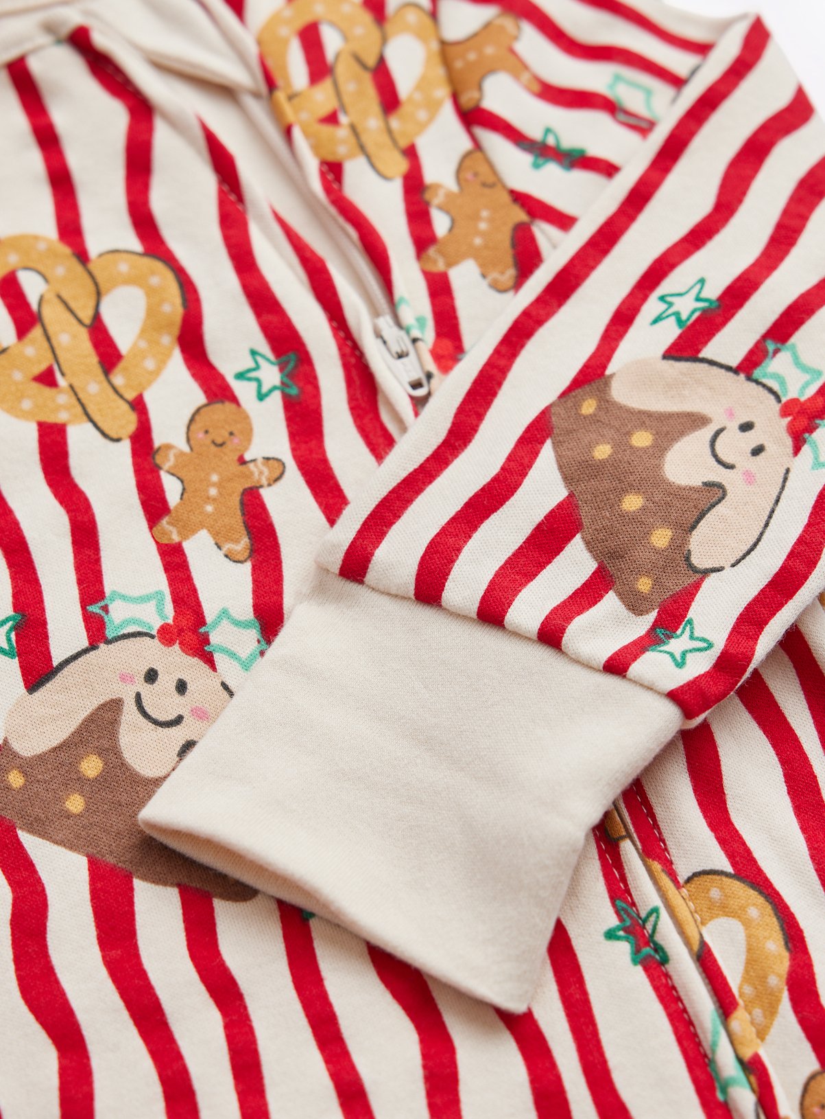 Christmas Pretzel & Pudding Sleepsuit Up to 1 mth - Image 2 thumbnail